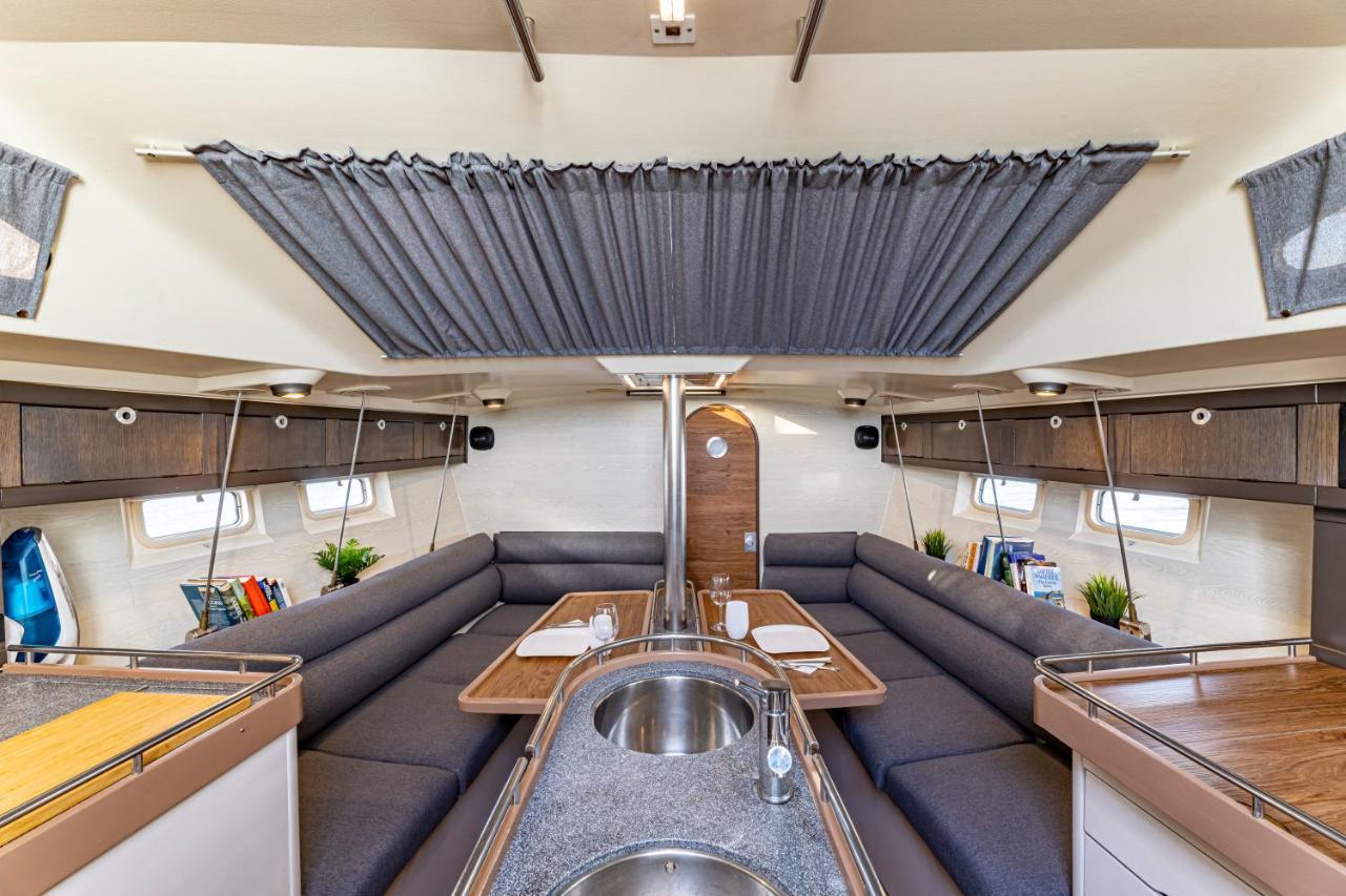 Relaxing Stay On A 38Ft Sail Yacht Arrecife (Lanzarote) Exterior photo
